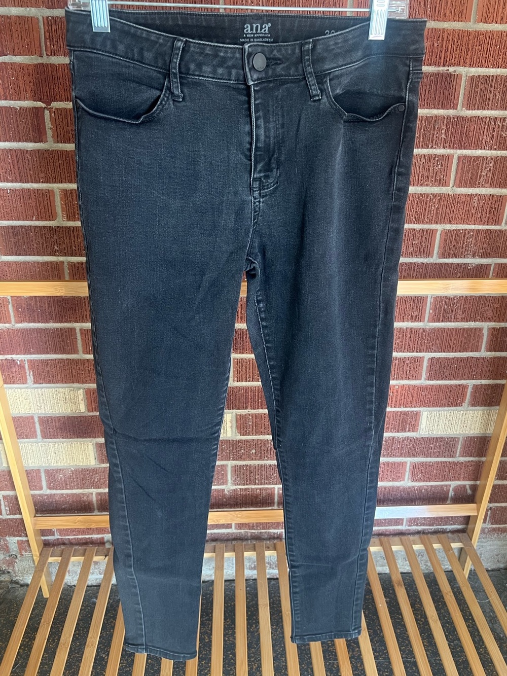 a.n.a. Black jeans